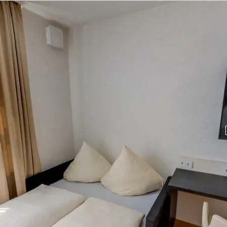 Aparthotel Alpina *