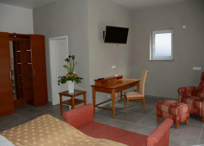Apart Otel Alpina